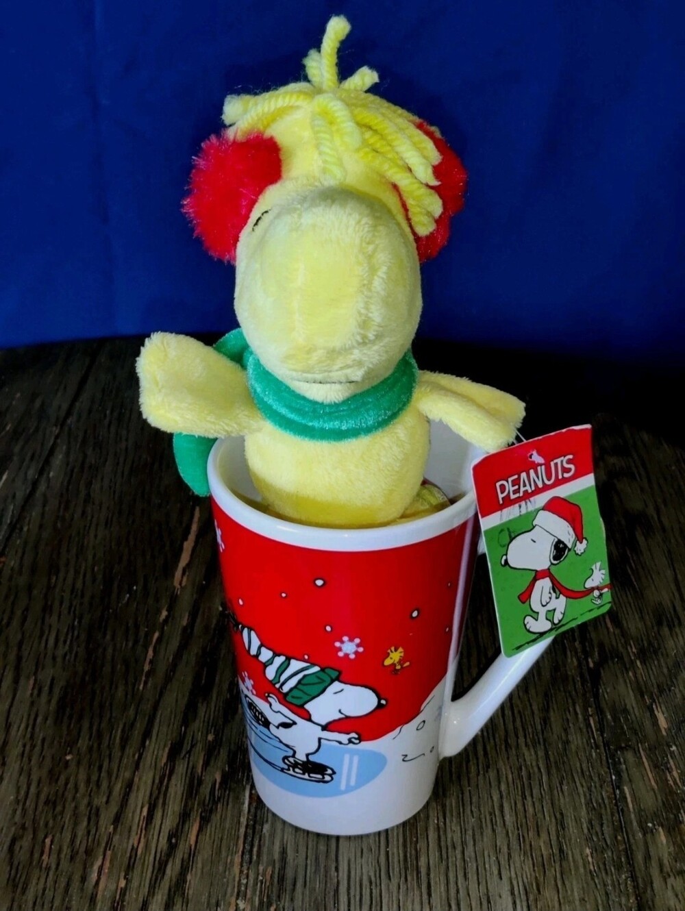 Peanuts Snoopy Ice Skating 12 oz Mug Merry Christmas With Woodstock Plush NWT